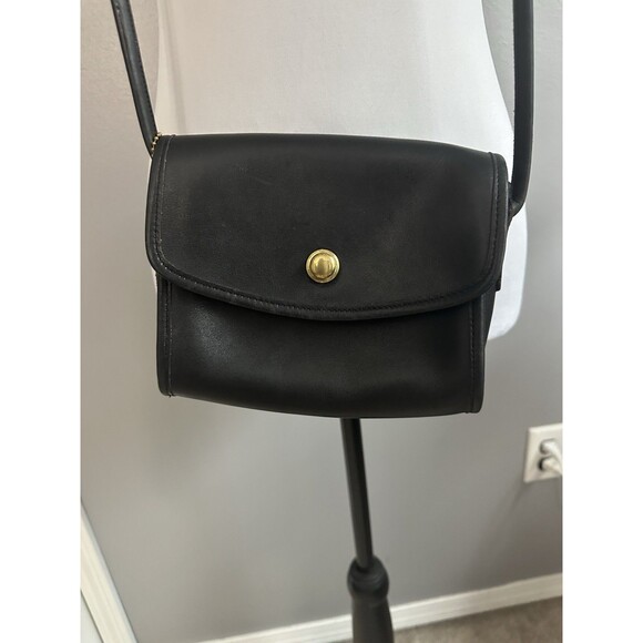 Vintage Coach Black Leather Handbag Mini Turn Lock Crossbody